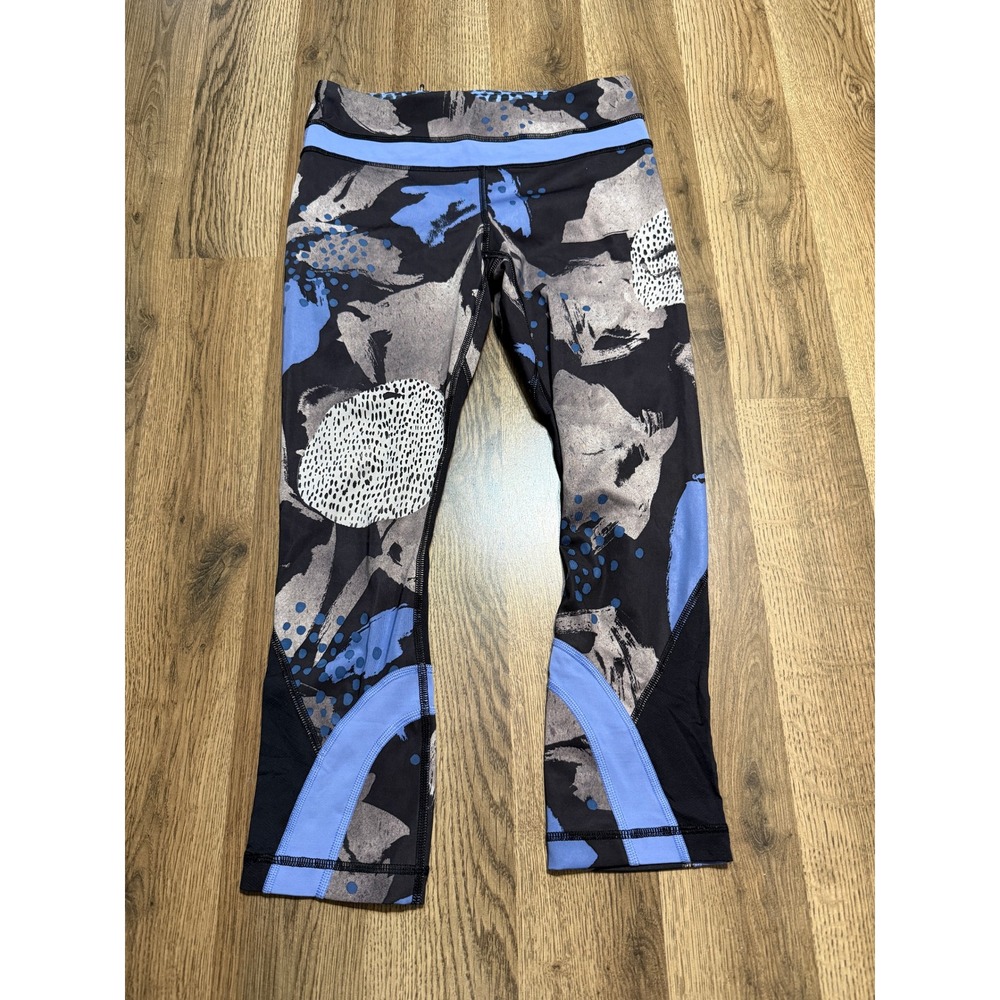 Lululemon Pants Women Size 4 Blue Multi Leggings Capri Abstract Mesh Panels